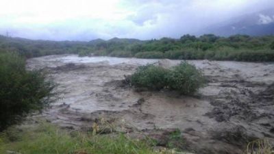 El desborde del r�o afect� a productores agr�colas y ganaderos