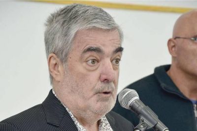 Das Neves obtuvo compromiso de Frigerio para realizar en Rawson encuentro por la situaci�n petrolera