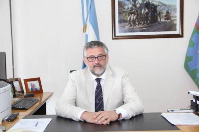 El ministro de Trabajo bonaerense dice que �hoy no es una opci�n� resolver por decreto el conflicto docente