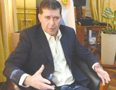 Casas se mostr� a favor de abrir la econom�a a inversores