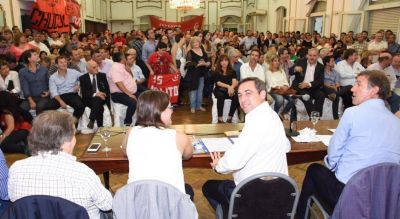 El mestrismo ve un Gobierno �colapsado�