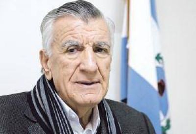 Gioja no toma partido entre Cristina y Randazzo y dice que el PJ debe ir a internas