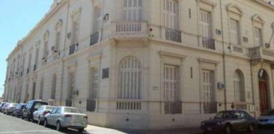 Docentes, m�dicos y judiciales paran hoy en San Nicol�s