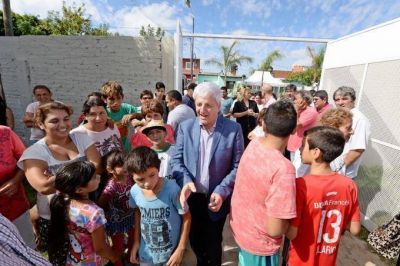 Intendente acus� a Vidal de �discutir con los sindicatos docentes s�lo porque da r�dito pol�tico�