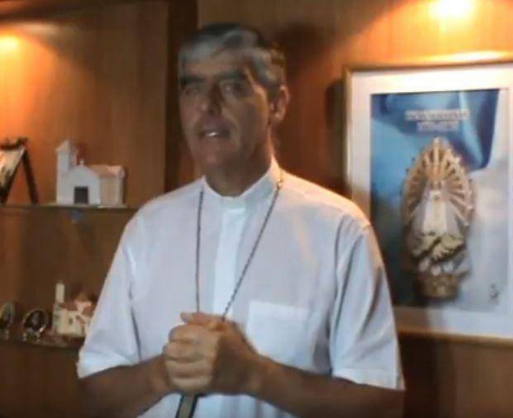 Se necesita gente que ilumine, porque la realidad est� oscura�, exhort� Mons. D�Annibale
