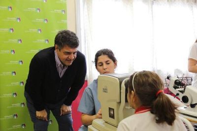 Jorge Macri present� el programa �Ver Para Crecer� en Vicente L�pez