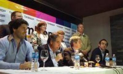 UCR y PRO ir�n juntos en una lista de unidad