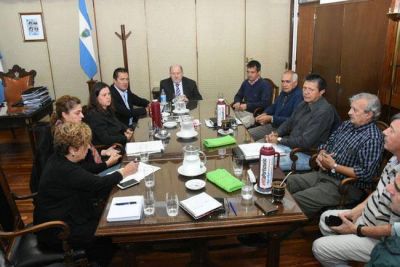 Verna y su gabinete se reunieron con Altolaguirre