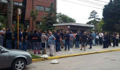Estalla OSSE: se hunde el pozo K; no hay un peso y piden renuncia de Dell Olio