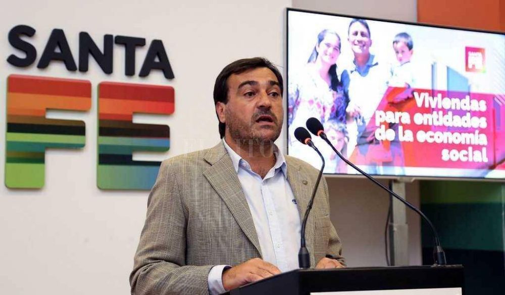 La provincia construir� junto a cooperativas 200 viviendas
