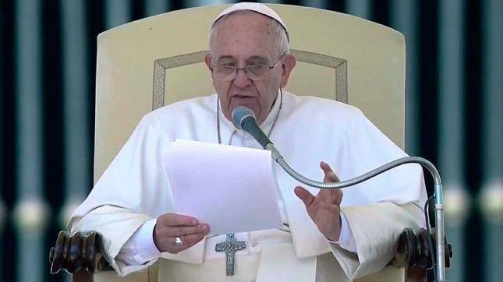 El Vaticano desmiente que se prepare un viaje del papa Francisco a Argentina para 2018