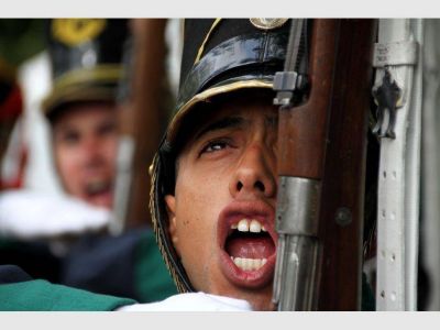 Emotivo acto por la Guerra de Malvinas y el compromiso de �seguir trabajando�
