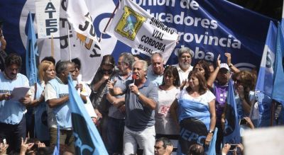 En una semana con paro y descuentos, Provincia y UEPC vuelven a negociar