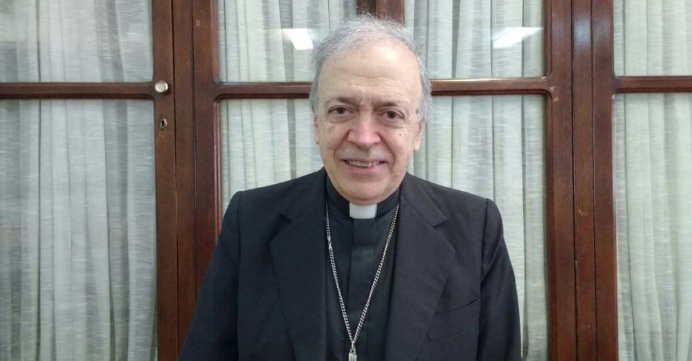 El obispo local reconoce falta de sacerdotes para atender los barrios