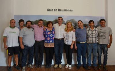 Intendente K rompi� el techo de paritarias