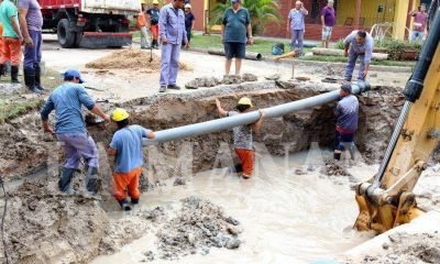 Vecinos del barrio San Mart�n reclaman ante p�rdida de agua y calles rotas