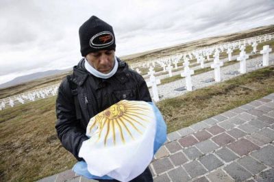 Mons. Lozano pidi� rezar por los que a 35 a�os de Malvinas sobrellevan heridas no curadas