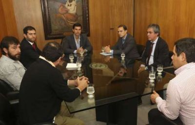 Urtubey recibi� a representantes de empresas de energ�a que invertir�n en Salta