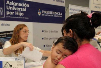 La Provincia hizo una propuesta para que 30.000 ni�os no pierdan la Asignaci�n Universal por Hijo