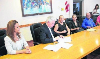 Naci�n le entreg� a Santa Fe siete millones de pesos en subsidios