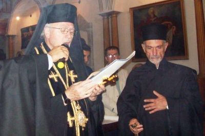 Distinci�n a Mons. Salam�h, exarca greco-melquita