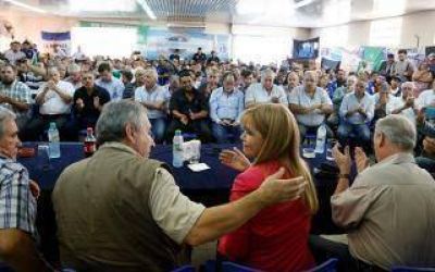 Magario y Espinoza se reunieron con la CGT y apoyaron el paro general del 6 de abril