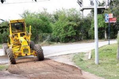 Tras las �ltimas lluvias, trabajan en barrios para reparar calles da�adas