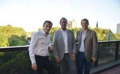 Scioli, con Gray y Cascallares