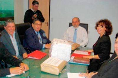 Puja entre funcionarios provinciales por fondos demora financiamiento internacional