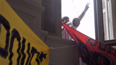 El militante peronista del meg�fono hizo una denuncia penal contra la Juventud Pro