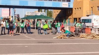 ATE R�o Negro protestar� a las 10 en los puentes