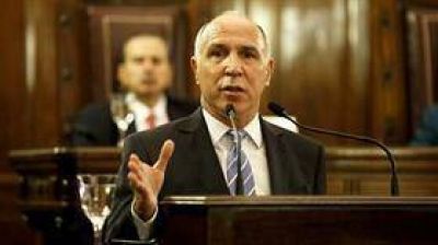 Elisa Carri� present� en el Congreso el pedido de juicio pol�tico contra Ricardo Lorenzetti