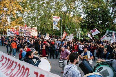 Concentraci�n y marcha hacia la Municipalidad por el paro de la CGT