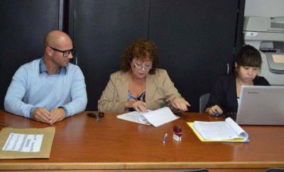 Se licit� la obra de agua corriente en Colonia Hinojo