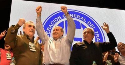 La CGT hace su primer paro contra el Gobierno: ya hay cortes en Puente Pueyrred�n, Panamericana y Puente La Noria