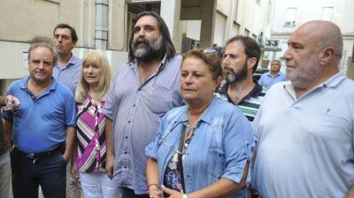 Buenos Aires avanza contra la personer�a de los gremios docentes