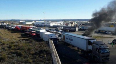 Masiva adhesi�n al paro nacional en toda Santa Cruz