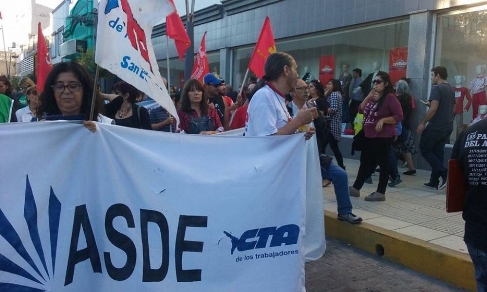 El paro nacional en San Luis finaliz con una marcha por el centro