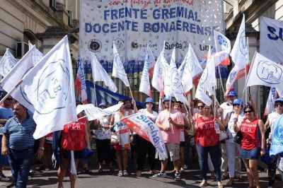 Docentes: una jueza exige paritaria nacional y el Gobierno va a apelar