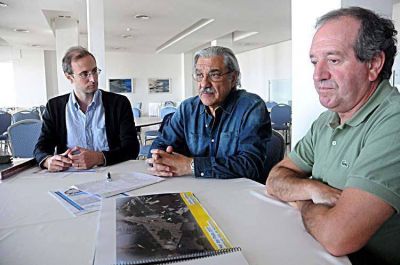 Impulsan obras en el microcentro, la costa y las plazas de cuatro barrios