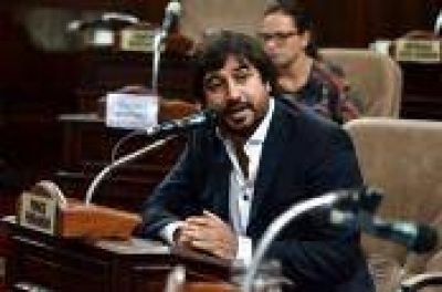 La Plata: Ponce carg� dur�simo contra el PJ de Bruera y Alak