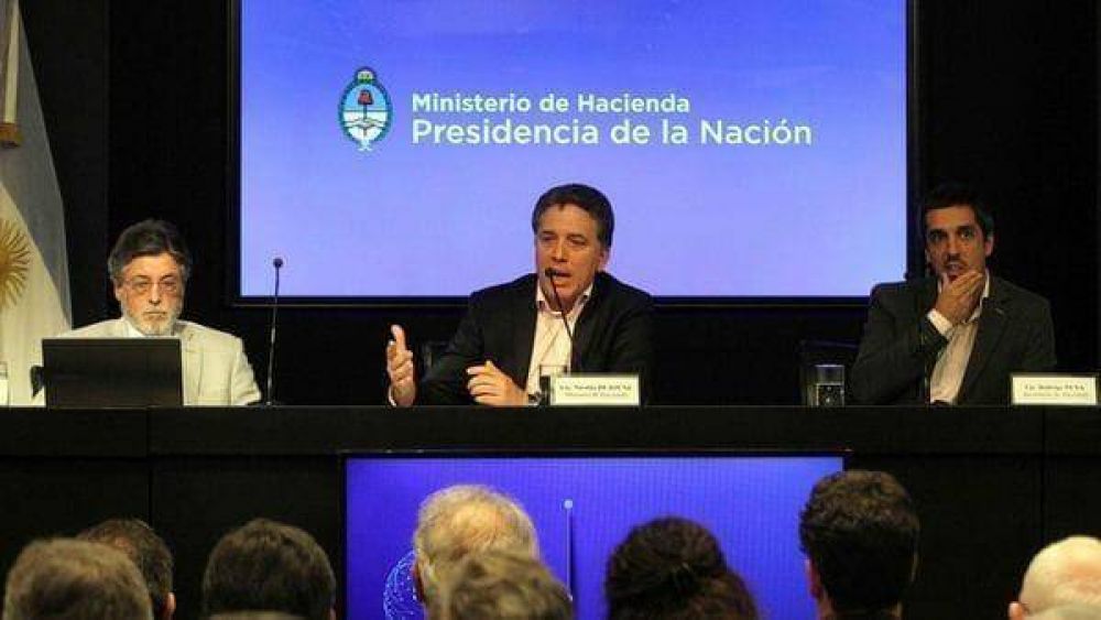 Blanqueo: los argentinos retiraron mil millones de dlares de los bancos uruguayos