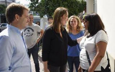 Docentes escracharon a Vidal durante el timbreo en San Fernando