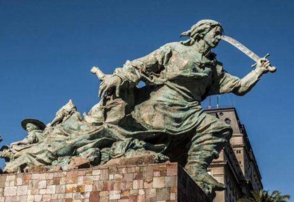 Larreta busca trasladar la estatua de Azurduy