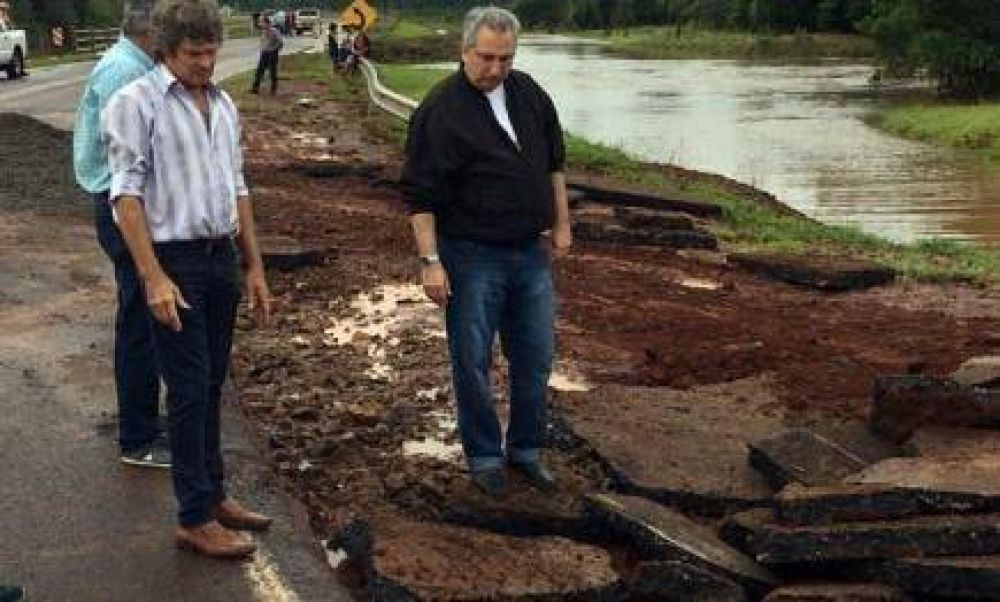 Passalacqua recorri zonas afectadas por las lluvias y caminos daados