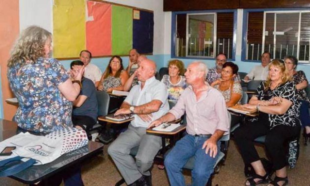 OSM: Se inaugur� el Ulp�n en Lomas de Zamora