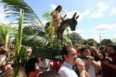La Iglesia pide paz y el cese de la violencia pol�tica en el Paraguay