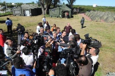 Frigerio confirm� que el Ej�rcito repartir� las asistencias que lleguen desde la Naci�n