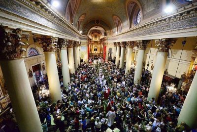 San Fernando acompa�� la Misa de Ramos en la Parroquia Ar�nzazu