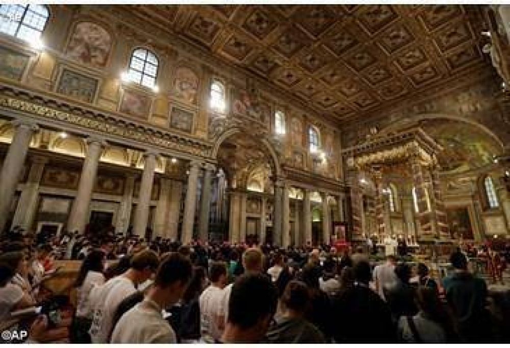 El Papa: �Ning�n joven sea excluido, acomp��enlos en su b�squeda de sentido para responder al proyecto de Dios�